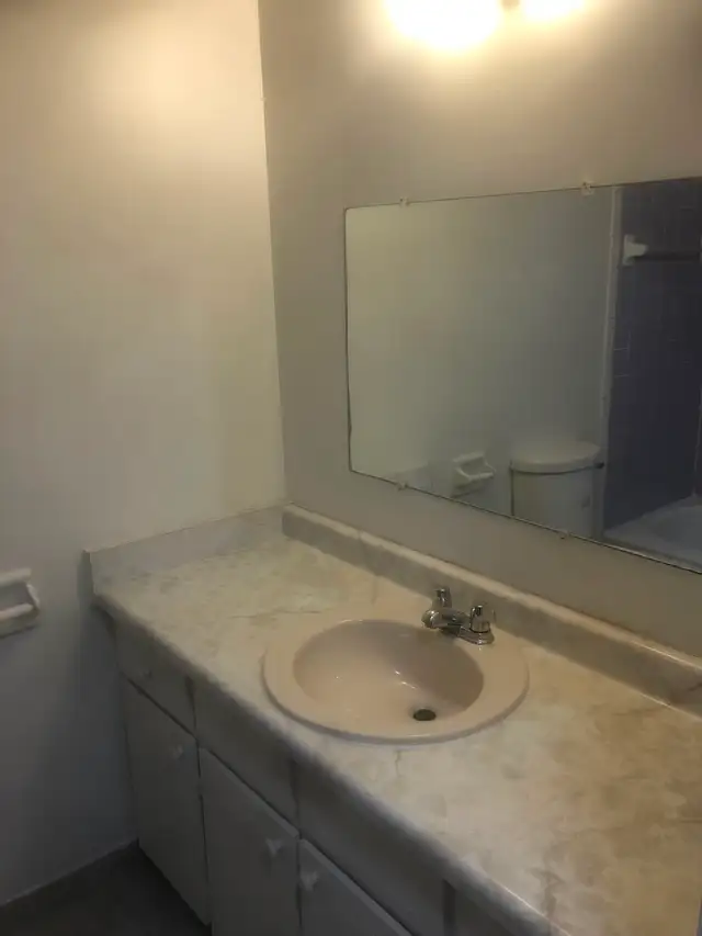3 BDRM APRT FOR RENT IN TECUMSEH - Photo 9