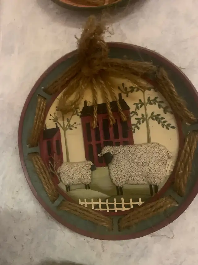 Set of 3 country charm plates. 7 inch - Photo 2