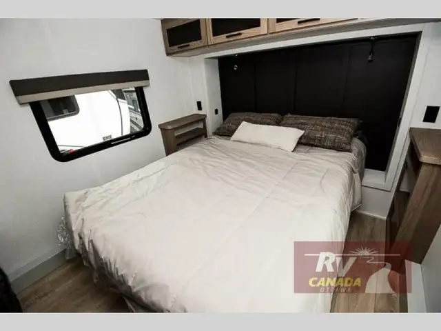 2026 Forest River RV Rockwood Signature R374DBH - Photo 8