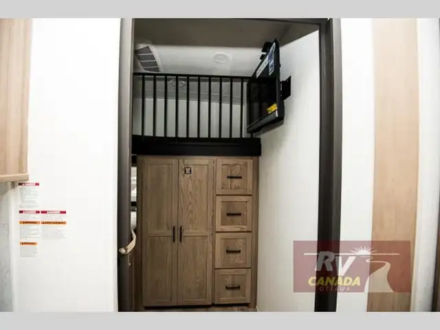 2026 Forest River RV Rockwood Signature R374DBH - Photo 10