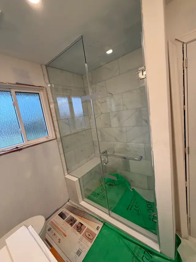 Shower Doors - Photo 3