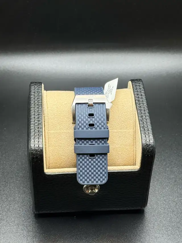2022 IWC AQUATIMER AUTOMATIC BLUE 42MM - Photo 4