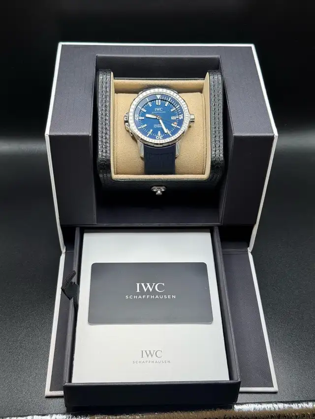 2022 IWC AQUATIMER AUTOMATIC BLUE 42MM - Photo 9
