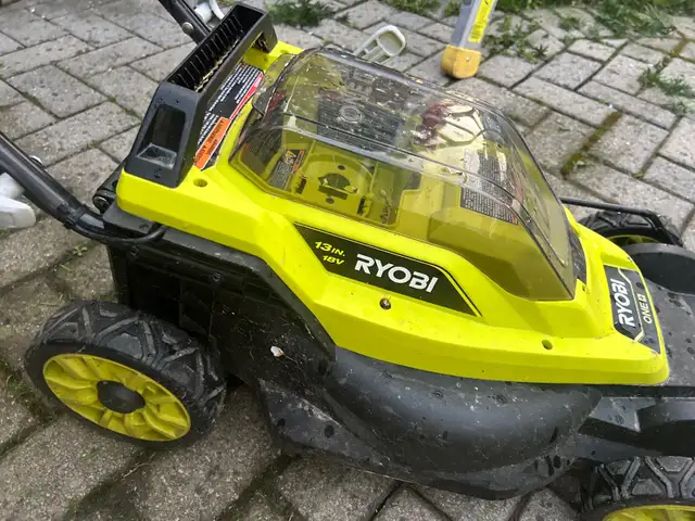 Lawnmower, trimmer, leaf blower - Photo 2