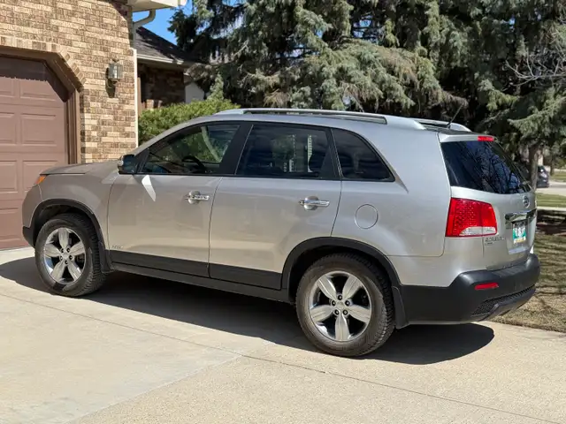 2013 Kia Sorento EX AWD V6 - Photo 4