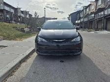 CHRYSLER GRAND CARAVAN SXT 2025 - Photo 3