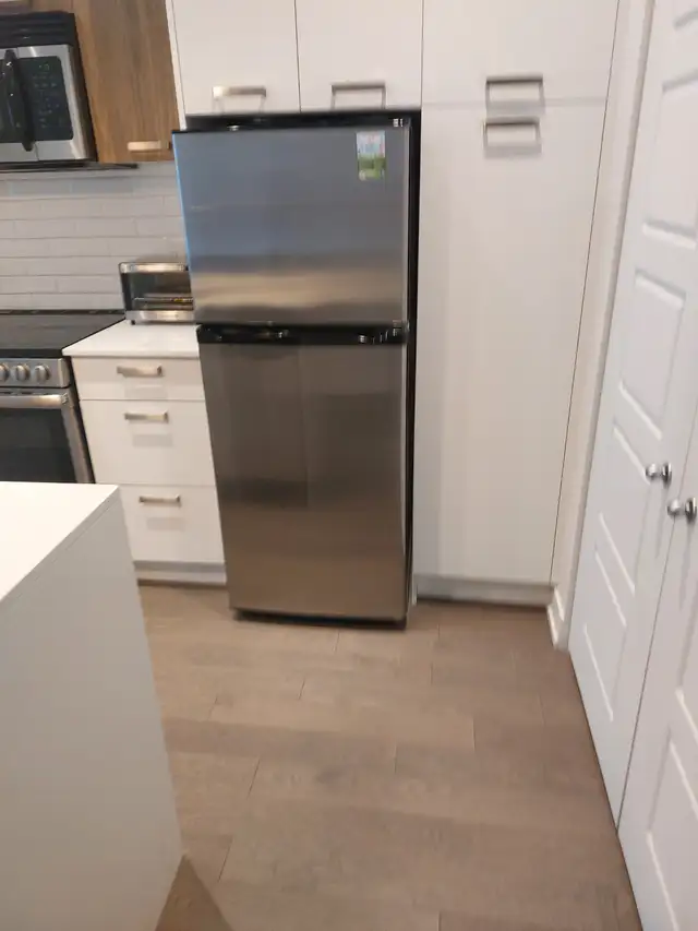 Bel appartement 3½, meublé à louer à Laval (1600 $/mois) - Photo 13