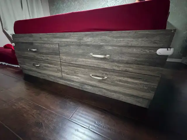 Queen size complete Bed set - Photo 2