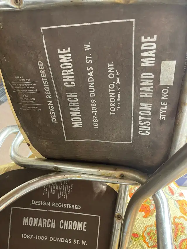 free Kitchen chairs, antique vintage - Photo 4