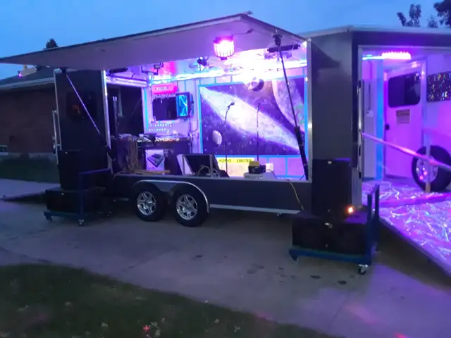 Aluminum Enclosed DJ/KJ Trailer - Photo 10