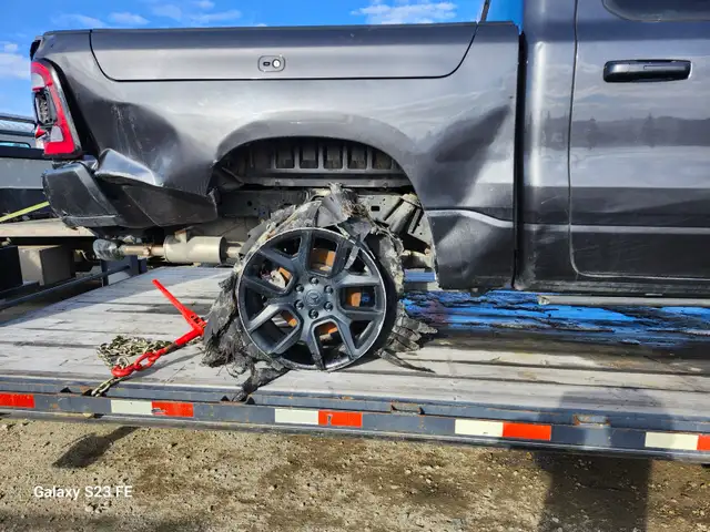 2022 Ram Sport 1500 to part out - Photo 4