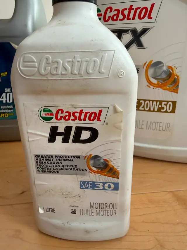 Car/Motorcycle Oil - Photo 5