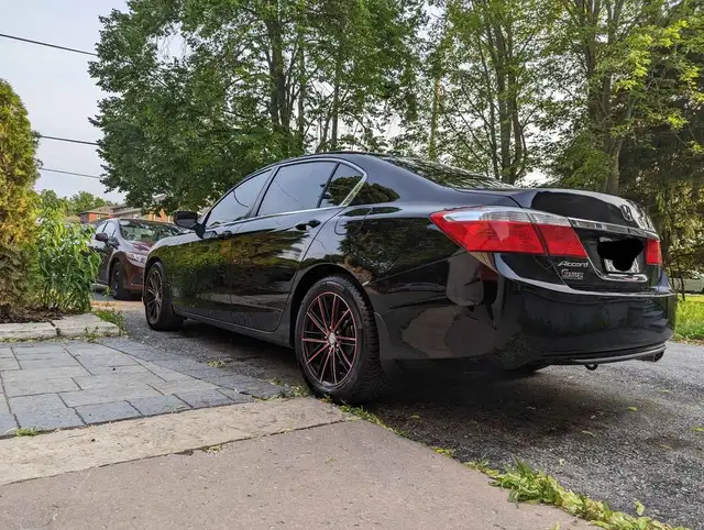 Honda Accord LX Sedan – 170K KM – All-Season Tires - Photo 9