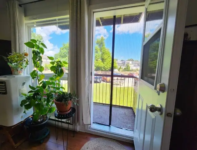 2 BEDROOM CONDO FOR LEASE - Photo 5