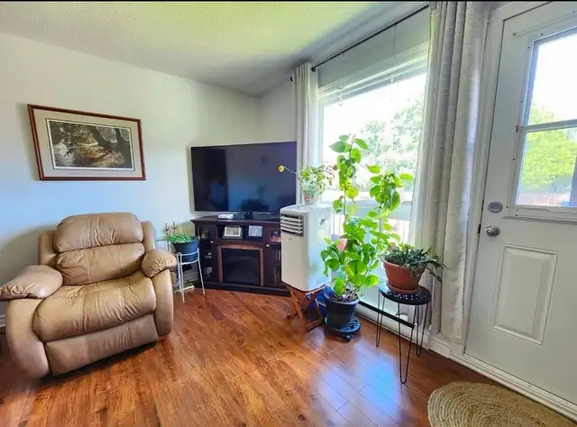 2 BEDROOM CONDO FOR LEASE - Photo 6