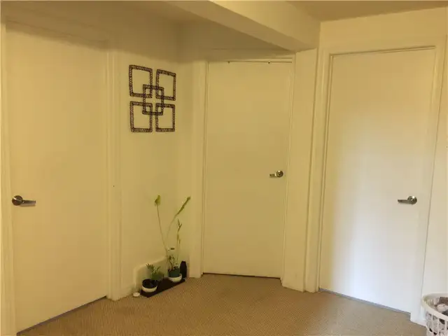 3 Beds, 1 Full Bath Basement Suite, Shawnessy SW, $1650, 1 yr - Photo 2