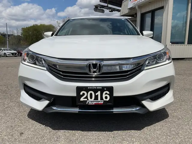 2016 Honda Accord LX Sedan w/ Honda Sensing - CAR PLAY! BACK-UP - Photo 2