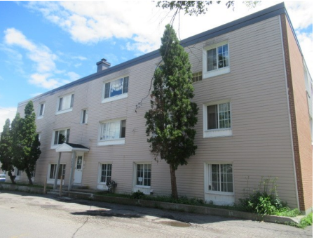BEAUTIFUL RENOV. 2 BDR APT. - HEAT INCL. -  IMMED. OR JUNE 1 - Photo 6