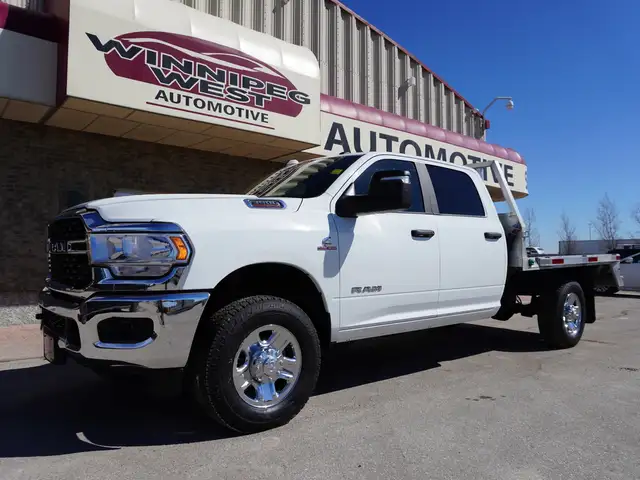 2024 Ram 3500 4x4 | 6.7 L CUMMINS DIESEL | CUSTOM FLATBED - Photo 3