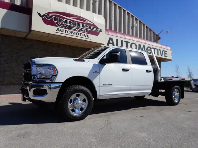 2024 Ram 3500 4x4 | 6.7 L CUMMINS DIESEL | CUSTOM FLATBED - Photo 6