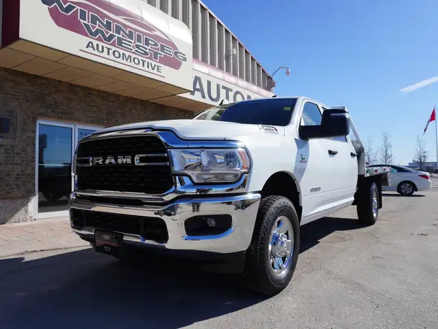 2024 Ram 3500 4x4 | 6.7 L CUMMINS DIESEL | CUSTOM FLATBED - Photo 7