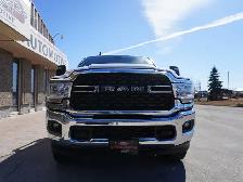 2024 Ram 3500 4x4 | 6.7 L CUMMINS DIESEL | CUSTOM FLATBED - Photo 9