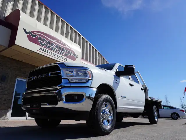 2024 Ram 3500 4x4 | 6.7 L CUMMINS DIESEL | CUSTOM FLATBED - Photo 20