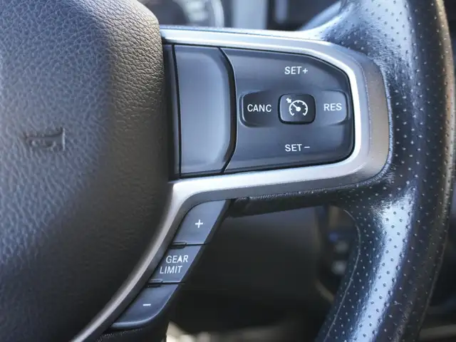 2024 Ram 3500 4x4 | 6.7 L CUMMINS DIESEL | CUSTOM FLATBED - Photo 30