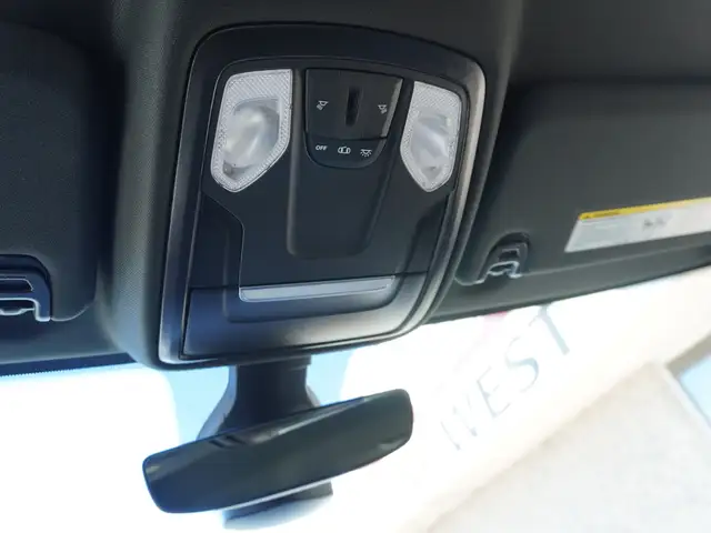 2024 Ram 3500 4x4 | 6.7 L CUMMINS DIESEL | CUSTOM FLATBED - Photo 38
