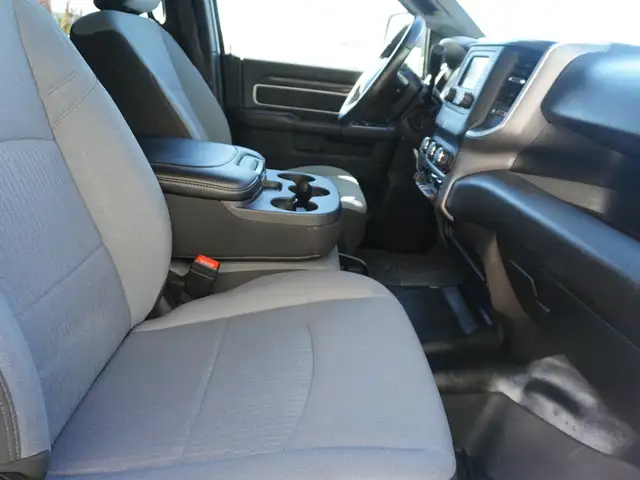 2024 Ram 3500 4x4 | 6.7 L CUMMINS DIESEL | CUSTOM FLATBED - Photo 42