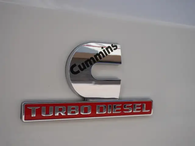 2024 Ram 3500 4x4 | 6.7 L CUMMINS DIESEL | CUSTOM FLATBED - Photo 52