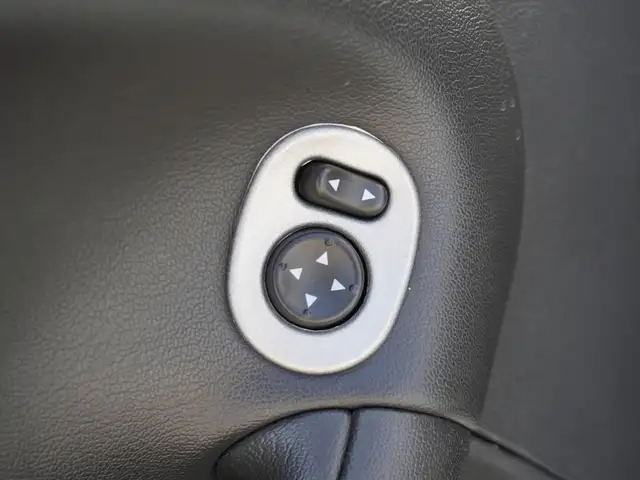 2006 Pontiac Solstice Solstice Convertible Roadster! ....only $ - Photo 33