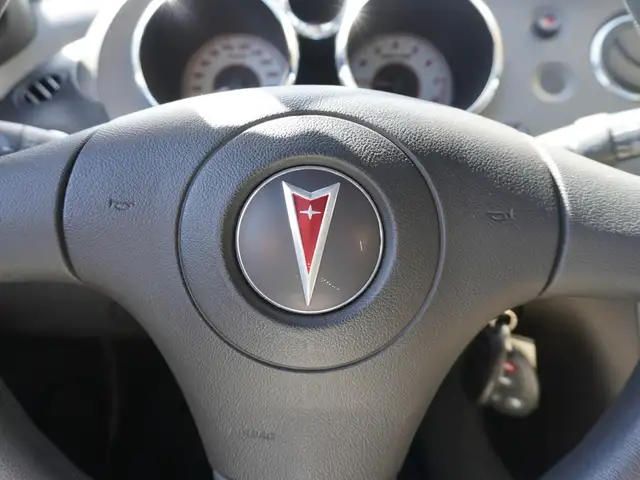 2006 Pontiac Solstice Solstice Convertible Roadster! ....only $ - Photo 38