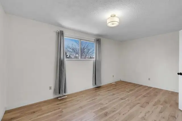 Renovated 3 Bedroom Home with big backyard RV parking $429K - Photo 3