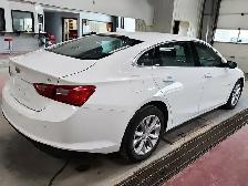 2024 Chevrolet Malibu 1LT - Backup Cam, Parking Distance Control - Photo 4