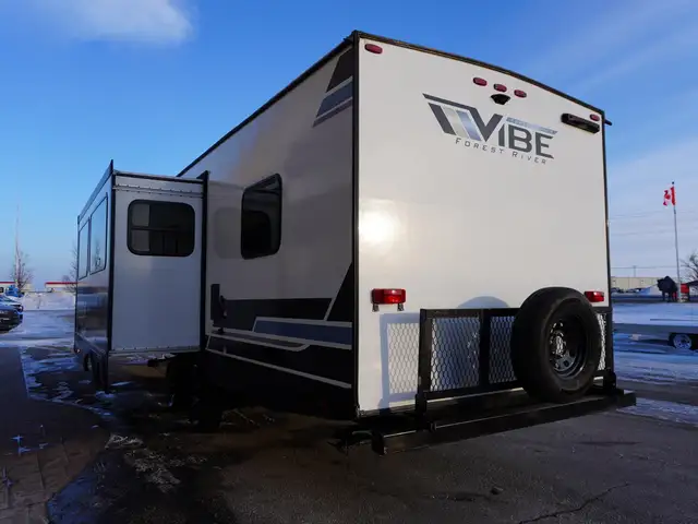 2024 Forest River Vibe 28QBOR LOADED BUNKHOUSE...MODERN, LIKE NE - Photo 7
