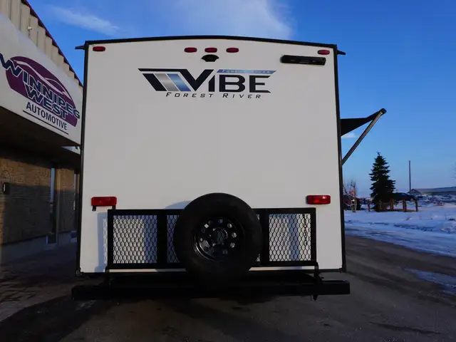 2024 Forest River Vibe 28QBOR LOADED BUNKHOUSE...MODERN, LIKE NE - Photo 8