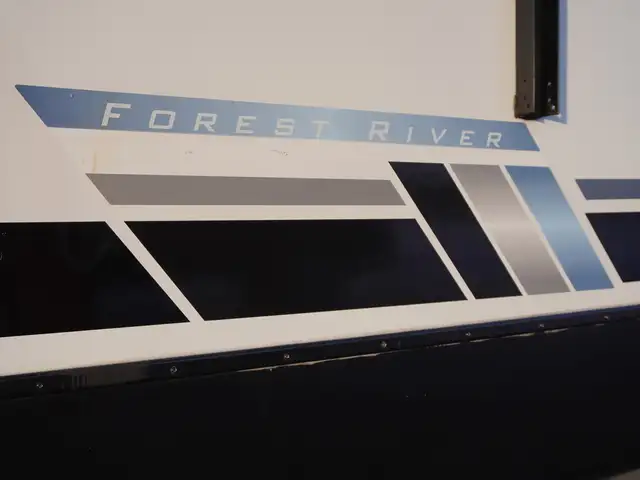 2024 Forest River Vibe 28QBOR LOADED BUNKHOUSE...MODERN, LIKE NE - Photo 33