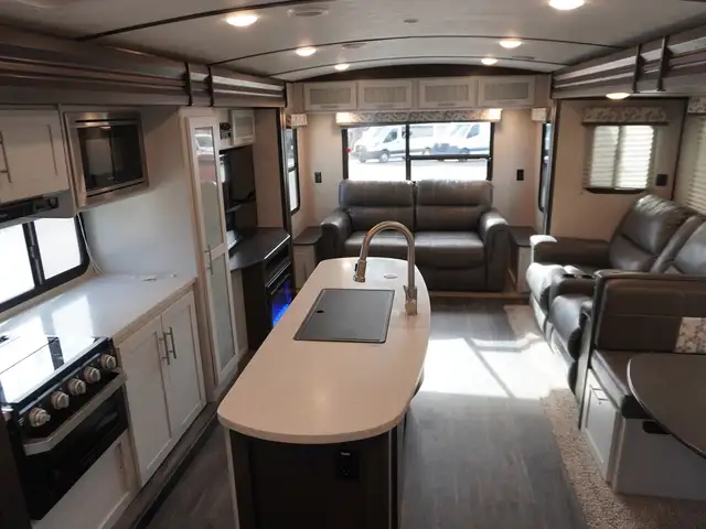 2021 Keystone RV Premier Ultralight - Photo 13