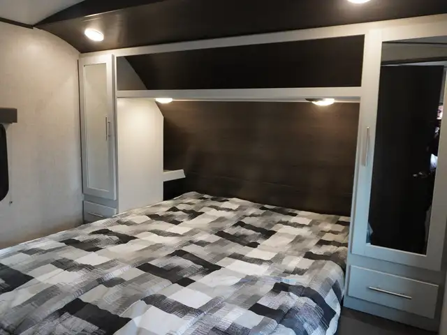 2021 Keystone RV Premier Ultralight - Photo 38