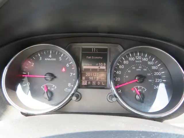 2011 Nissan Rogue AWD 4dr S - Photo 14
