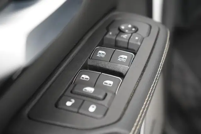 2026 Ram 1500 Sport SPORT - Photo 8