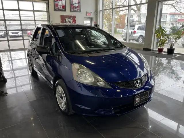 2011 Honda Fit DX - Photo 3