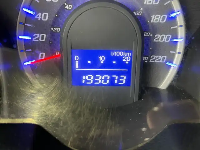 2011 Honda Fit DX - Photo 18