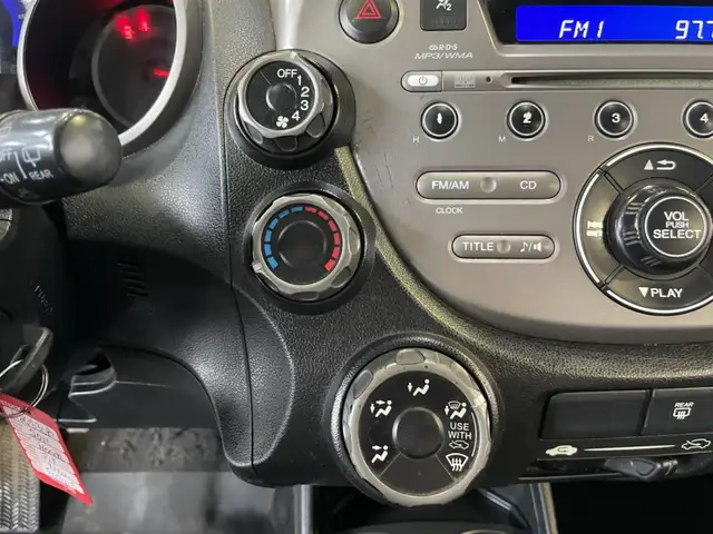 2011 Honda Fit DX - Photo 21