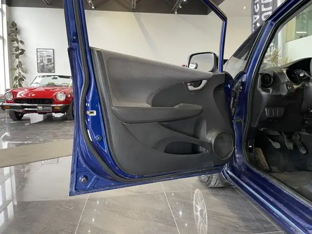 2011 Honda Fit DX - Photo 29