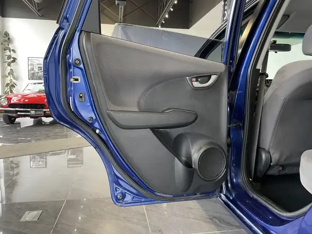 2011 Honda Fit DX - Photo 30