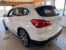 2017 BMW X1 xDrive - Photo 3