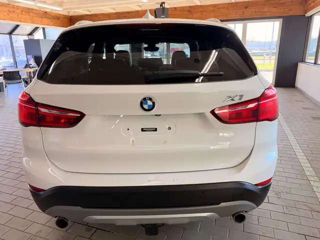 2017 BMW X1 xDrive - Photo 4