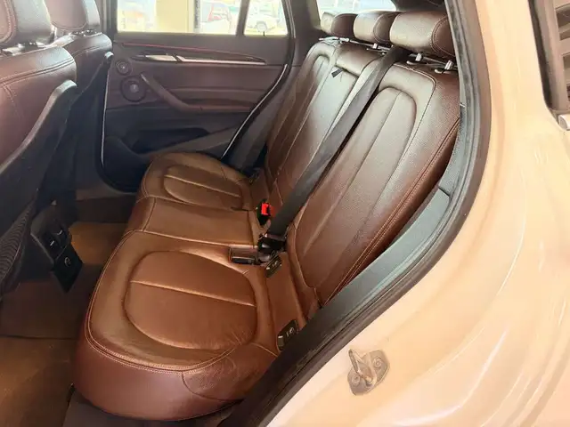 2017 BMW X1 xDrive - Photo 14